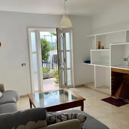 Playa Chica With Terrace 100 M From The Sea * Puerto del Carmen