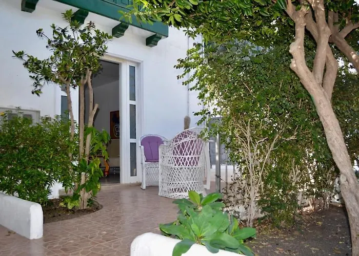 Playa Chica With Terrace 100 M From The Sea Apartment