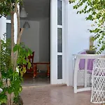 Playa Chica With Terrace 100 M From The Sea Apartamento *