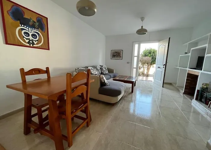 Playa Chica With Terrace 100 M From The Sea Appartement Puerto del Carmen (Lanzarote)